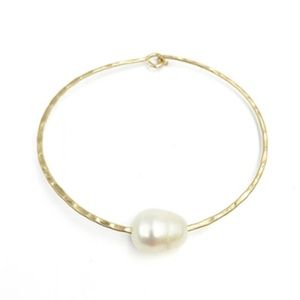 Gold Hinged Bracelet with Faux Freshwater Pearl
